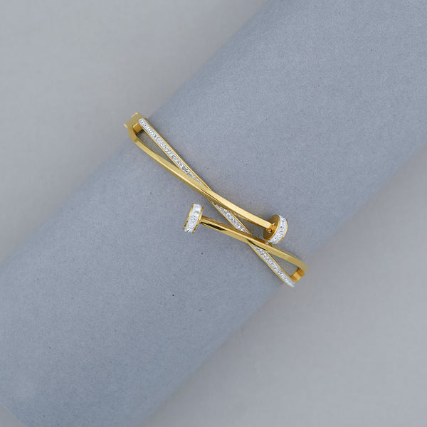 Nail Head Cuff